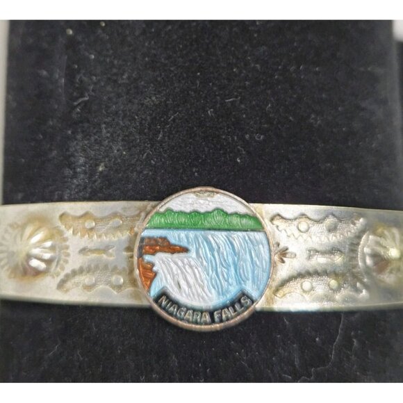 Vtg Niagara Falls Souvenir Cuff Bracelet Hand Stamped Enamel Badge Native Style - Picture 2 of 13